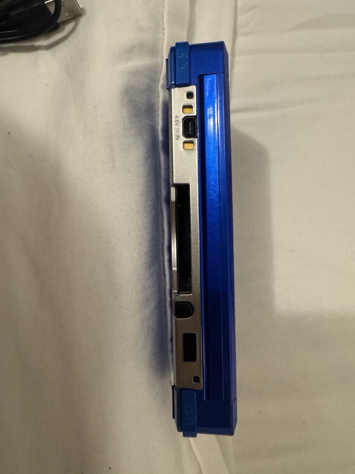 Nintendo 3DS CTR-001 Blue Handheld Console 3D Audio Technology Headphone Jack