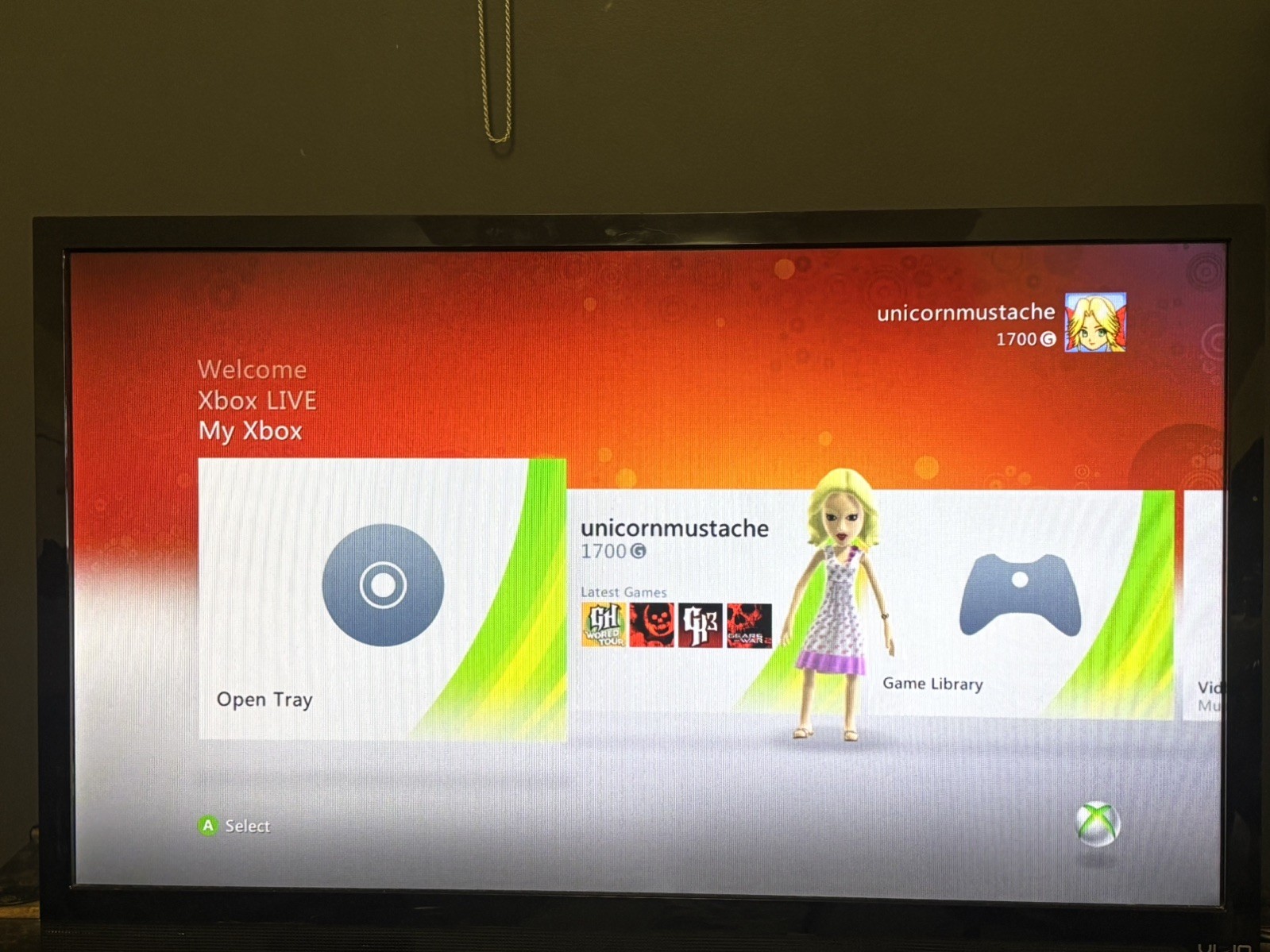 Xbox 360 l 60GB Console Bundle w Games + Controllers+ component HD AV cable