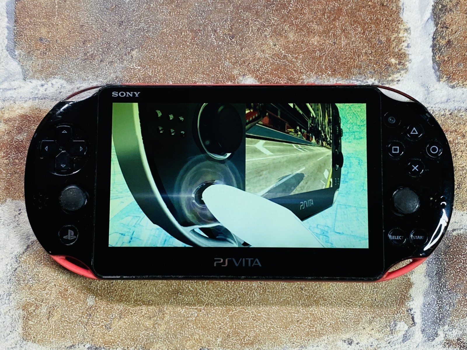 PS Vita Pink Black PCH 2000 SONY PlayStation Japan 4GB USB Charger No.2D DDP
