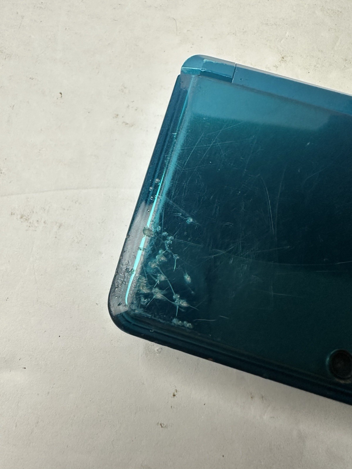 Nintendo 3DS Handheld Console – Aqua Blue (Teal) BUNDLE Cosmetic Wear Read