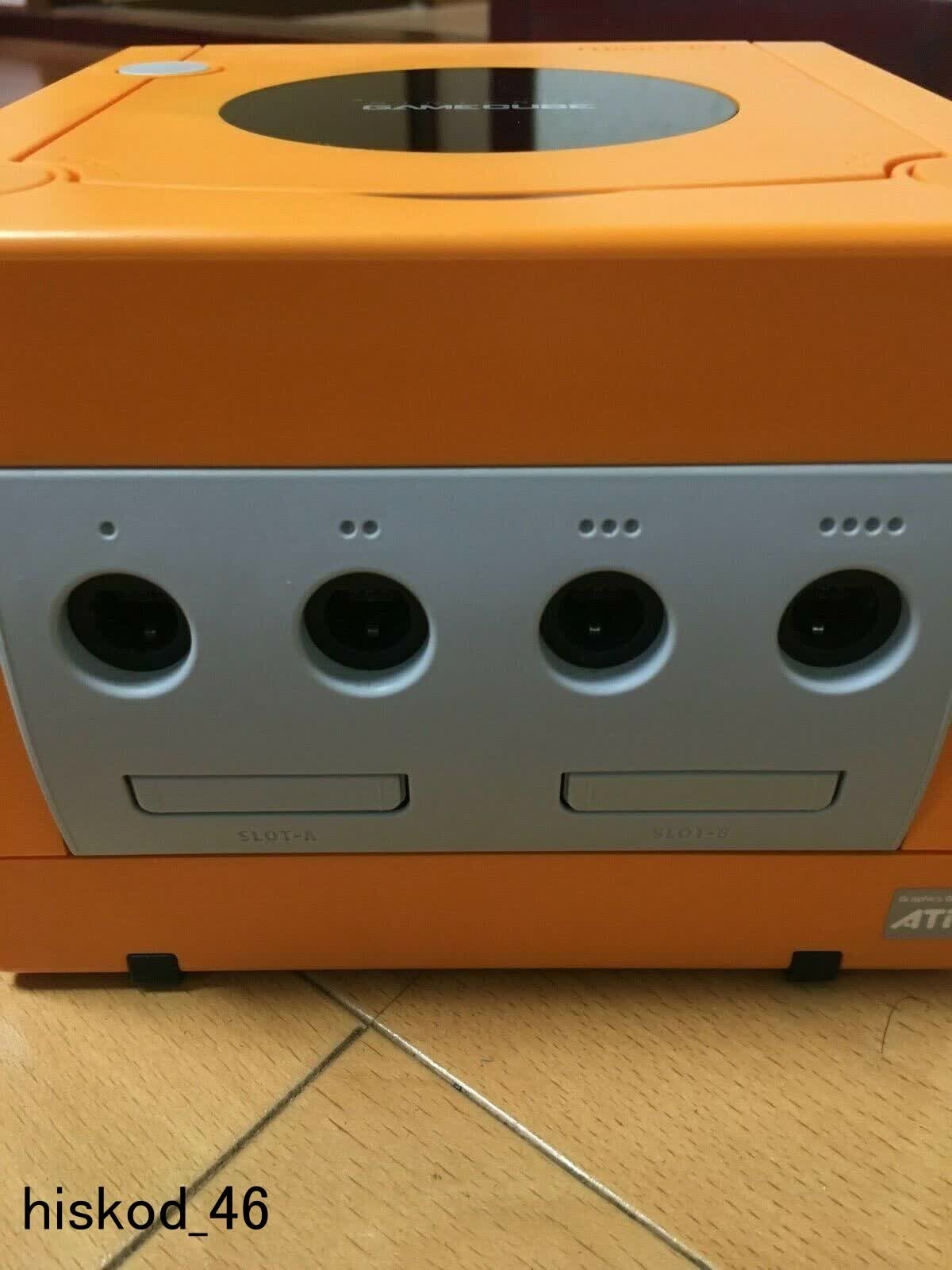 Nintendo GameCube Launch Edition Spice Orange Console NTSC-J DOL-101 & Adapter