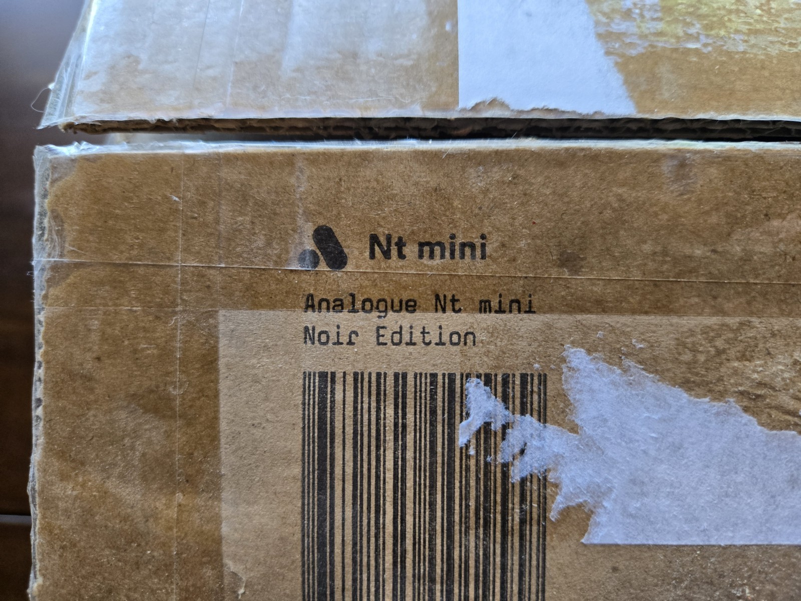Analogue Nt Mini Noir V2 Edition – NES Game Console – Brand New Sealed