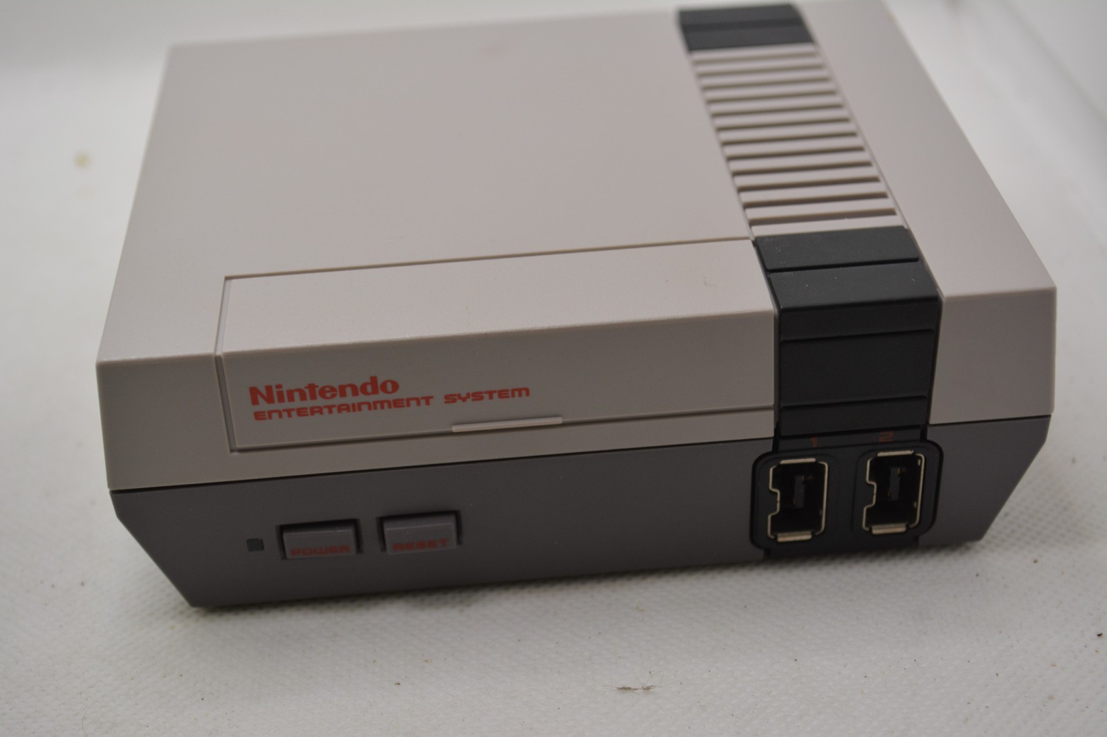 Nintendo NES Classic Edition Mini CLV-001 Bundle with (2) OEM Controllers