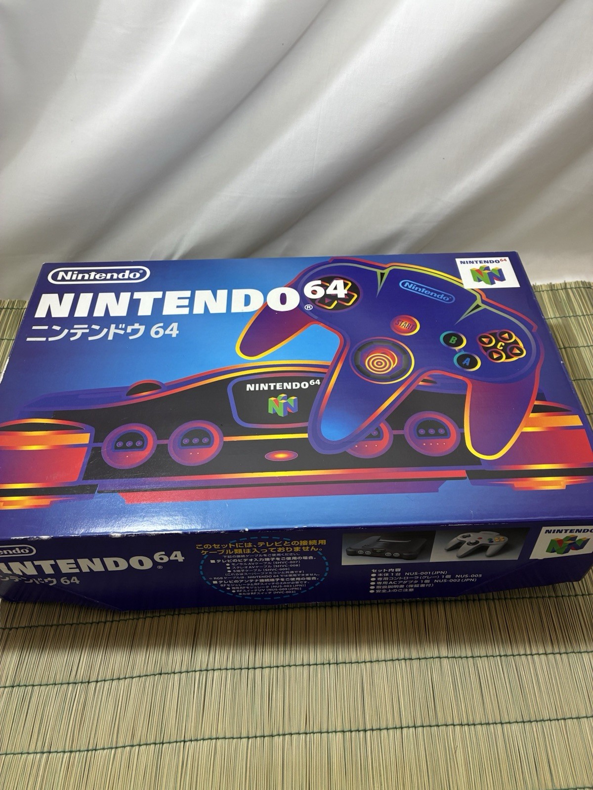 Nintendo 64 N64 Memory expansion slot Box set Gold Controller NUS-001 Japan Used