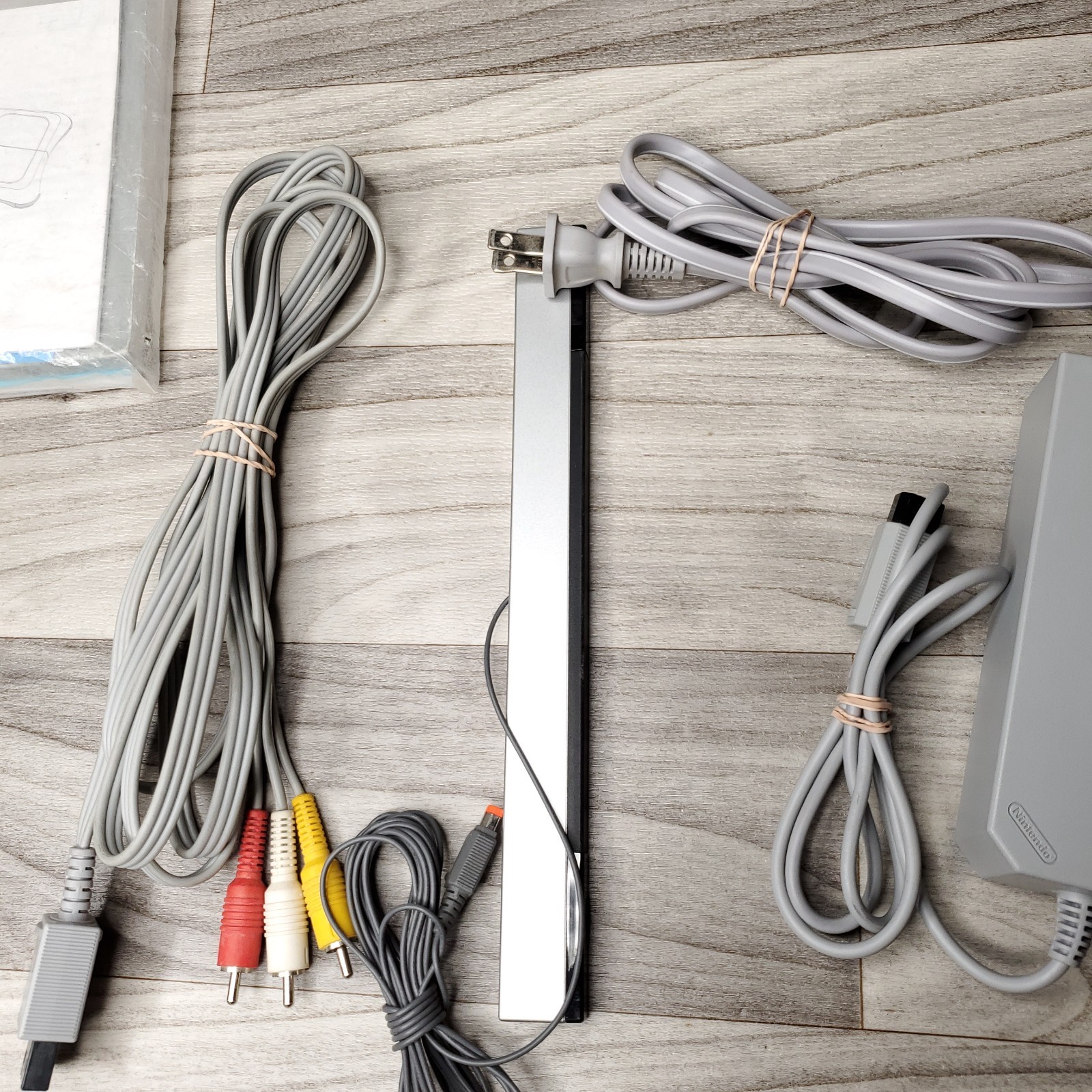 Nintendo Wii RVL-001 Homebrewed White Console Power & Video Cables No Controller