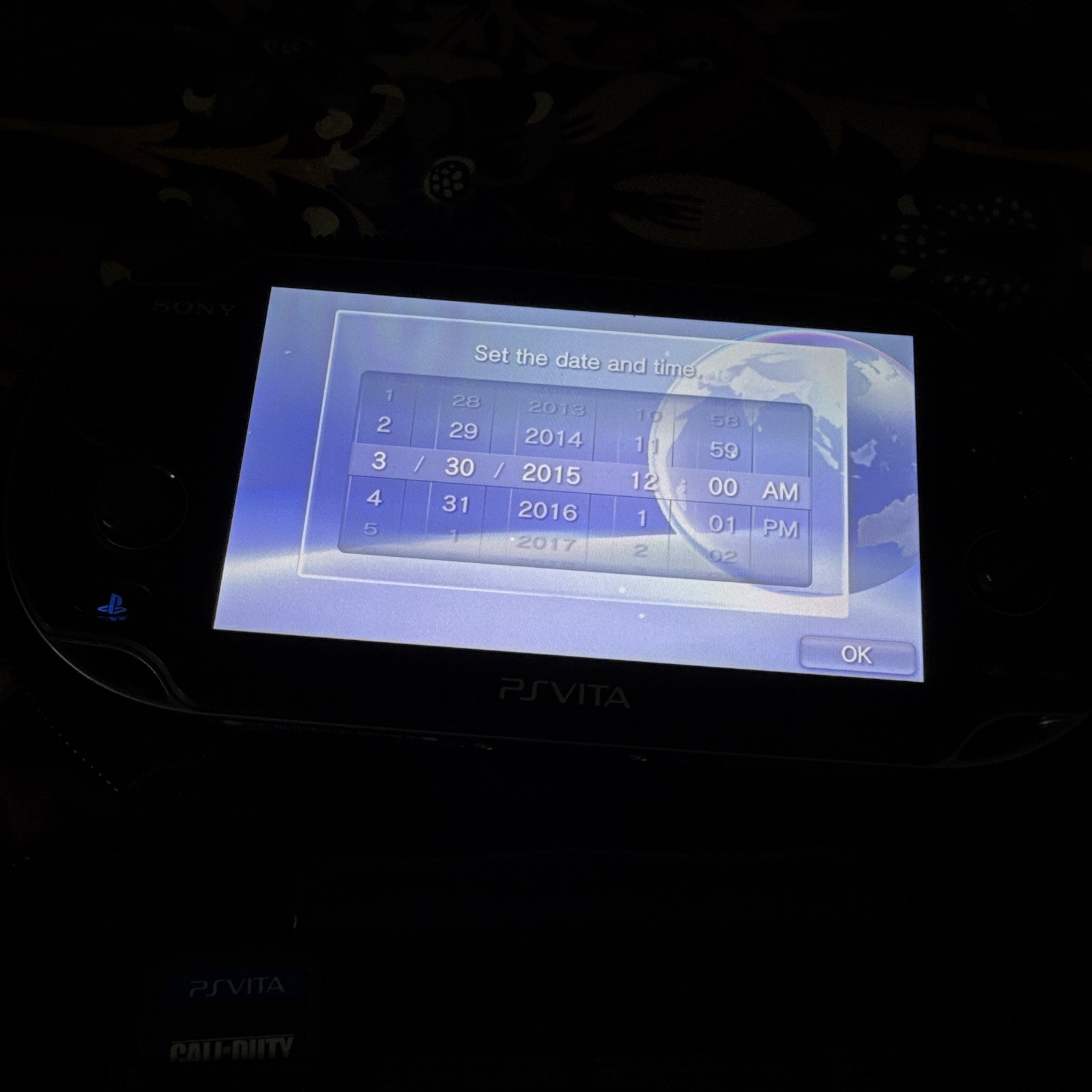 Sony PS Vita PCH-1001 Black Handheld Wi-Fi Console w/ Case &, Charger, and Game