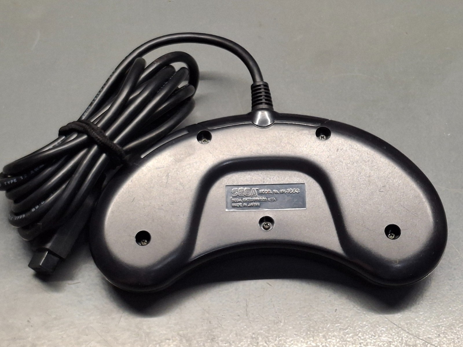 SEGA Genesis Model 2 Console + 1 game + Accessories – FULLY CLEANED & TESTED