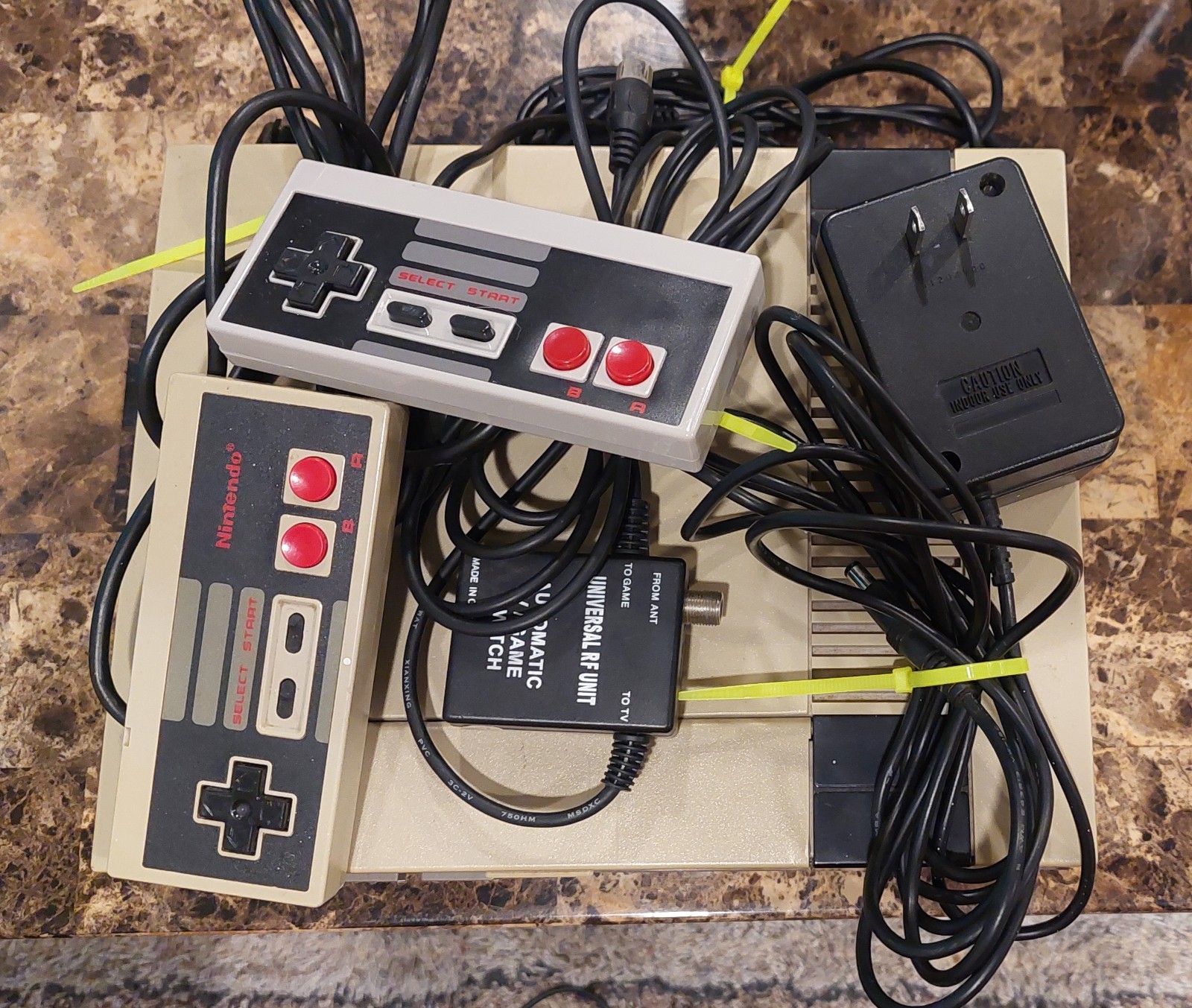 Nintendo NES-001 OG Console PARTS ONLY W/ 1 OEM Control 1 After Market & Power
