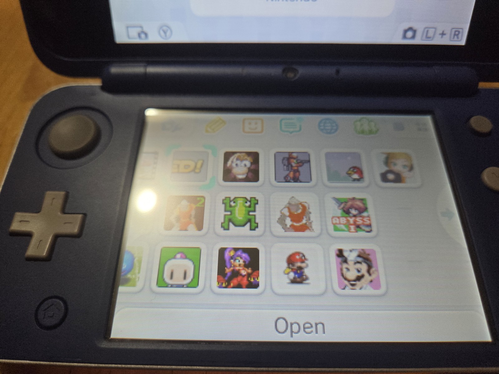 Nintendo New 2DS XL Zelda Hylian Shield Edition Handheld Console JAN-001 Tested