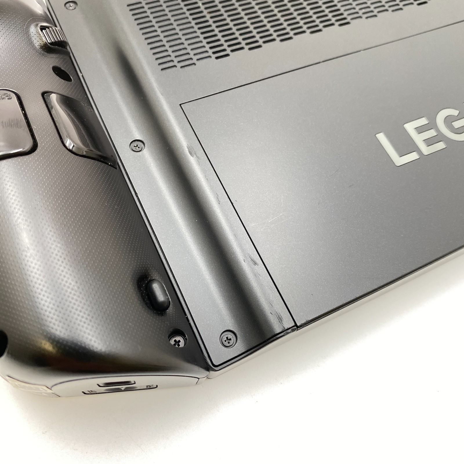 Lenovo Legion Go – 2TB – Black – Handheld Console System – Good Condition