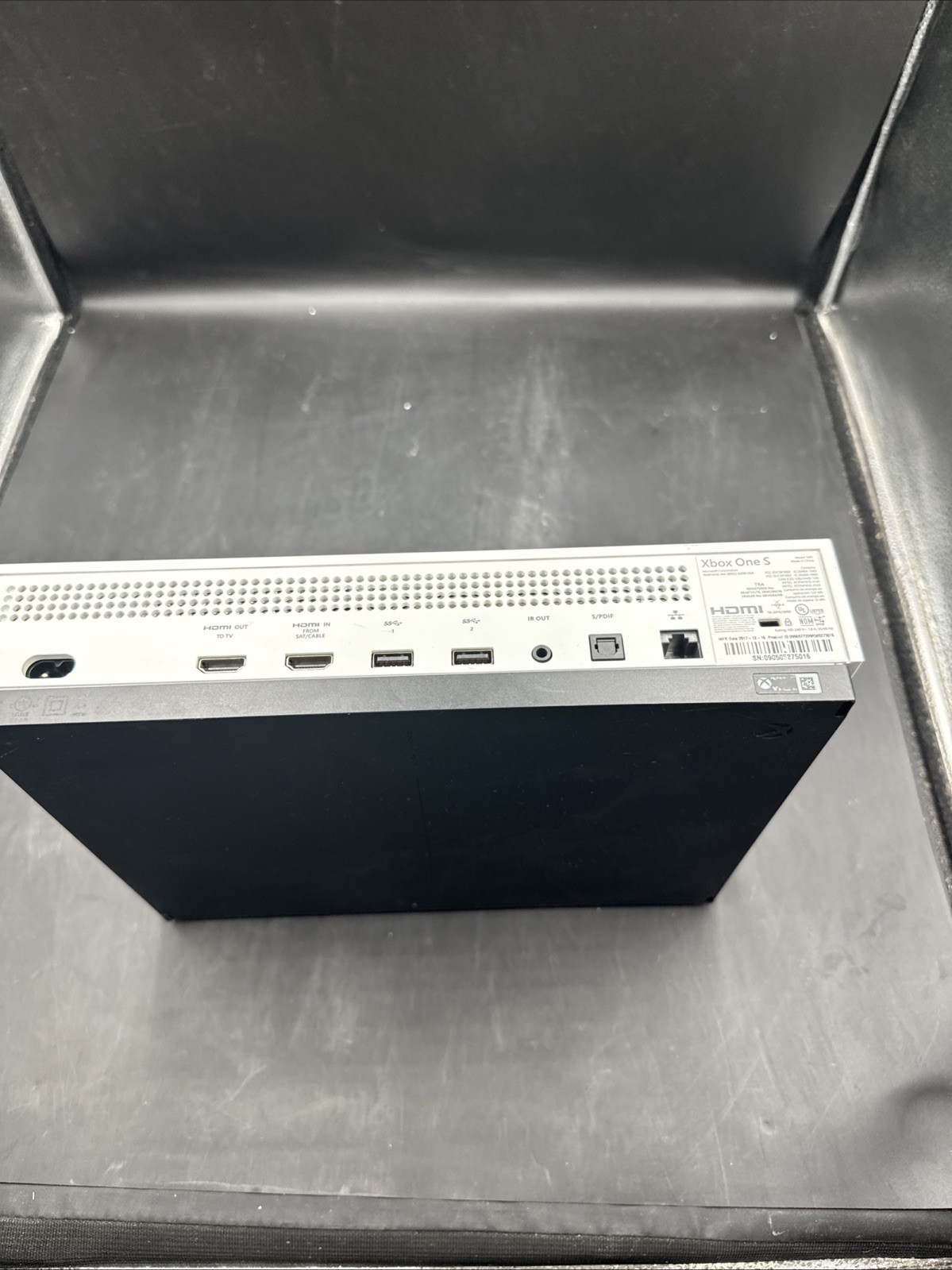 Microsoft Xbox One S 1TB White 4K UHD Blu-Ray Compatible MPN 1681 (Console Only)