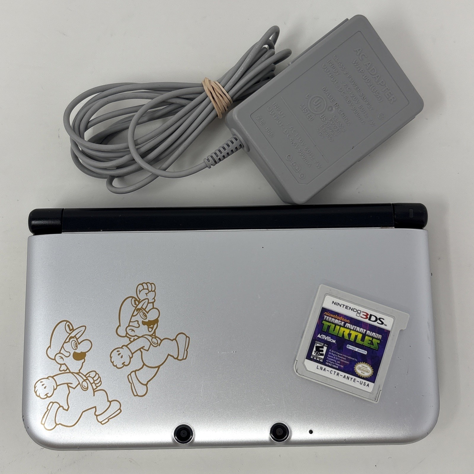 Nintendo 3DS XL Mario & Luigi Dream Team Limited Edition 30th Silver *READ Crack