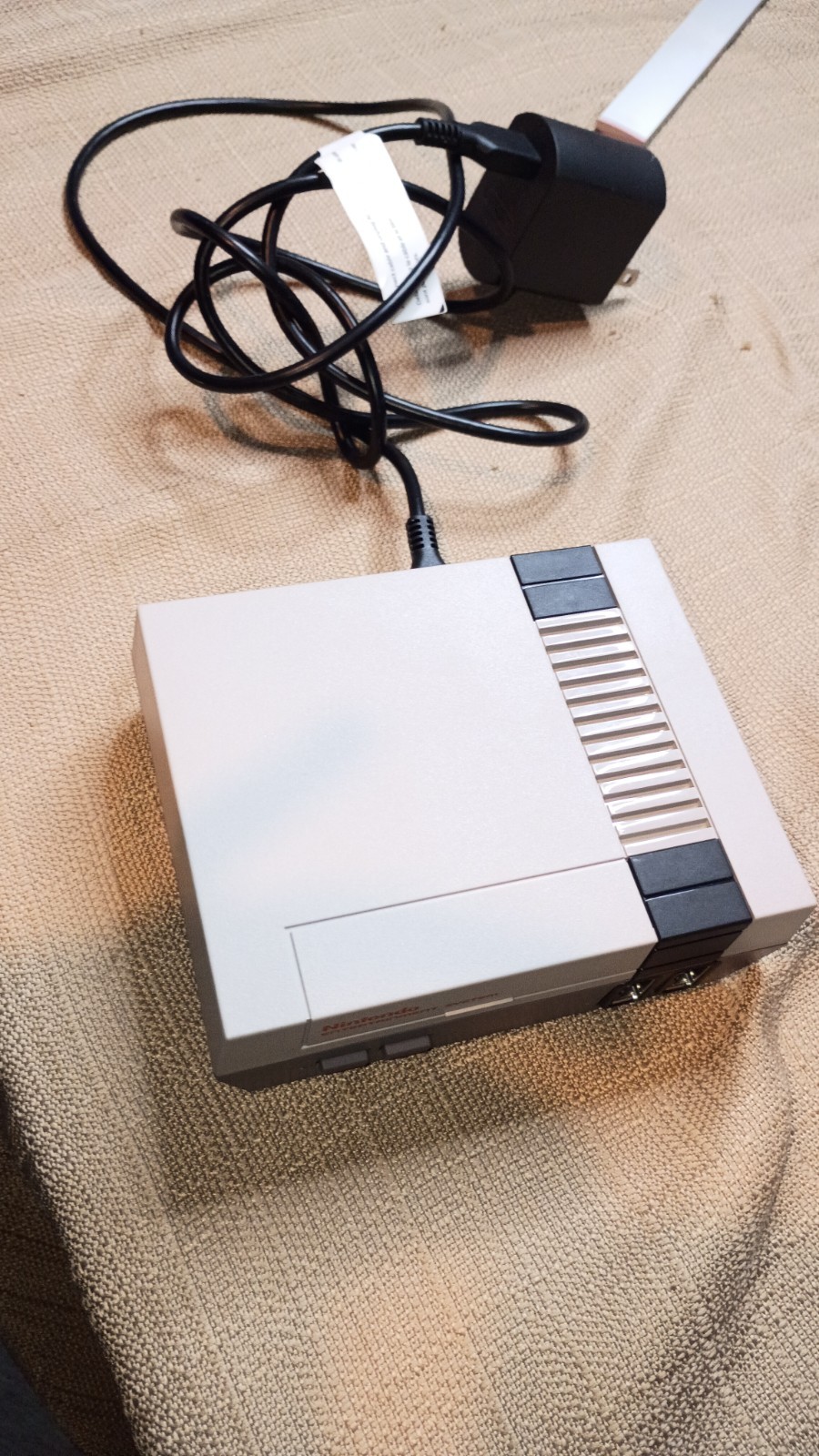NINTENDO NES Classic Mini Edition Console Plug & Play 1 Controller No Hdmi