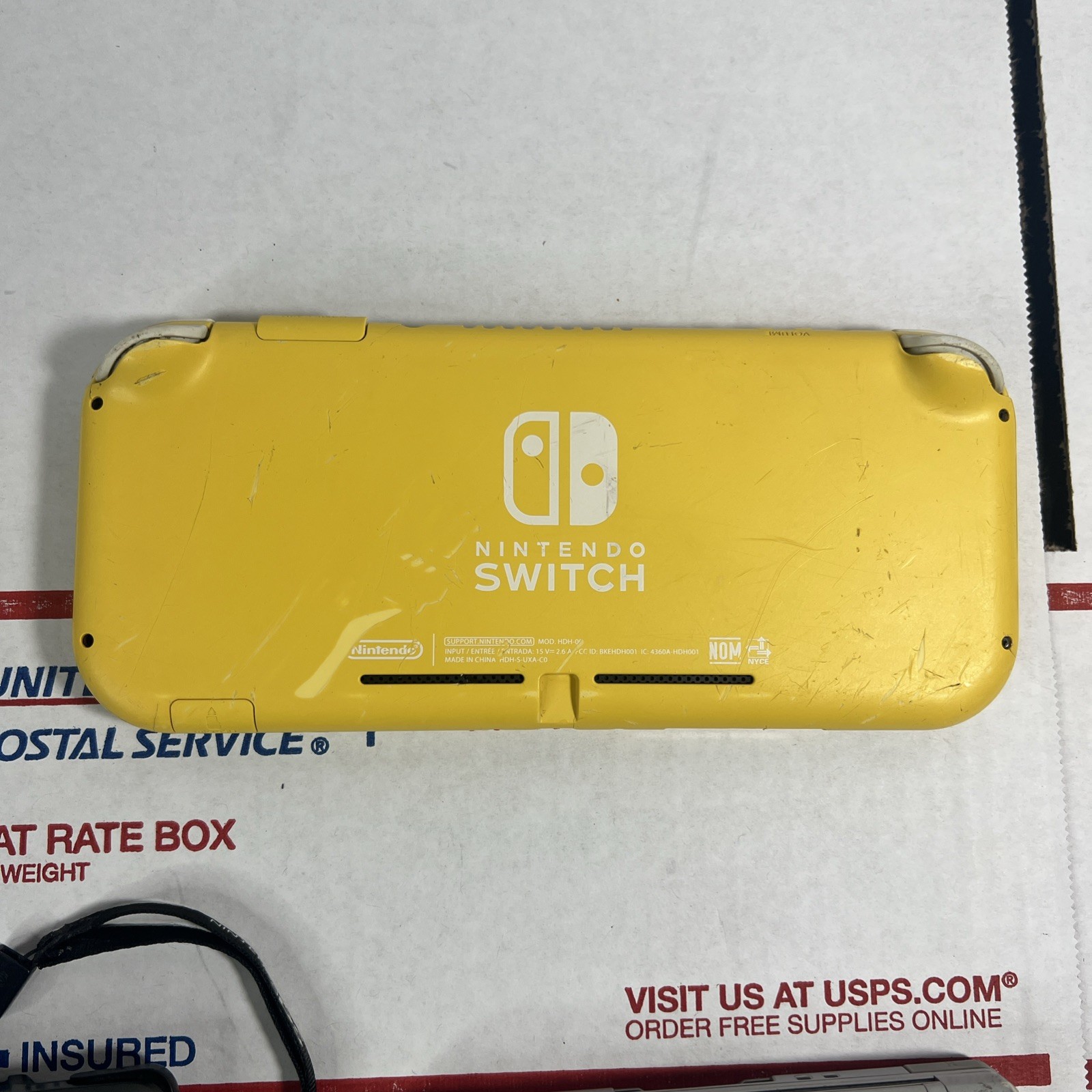 Nintendo Switch Lite & 2 Nintendo DS Lite Handheld Consoles *AS IS -PARTS -READ