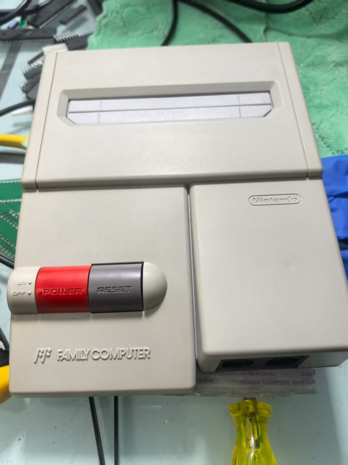 Nintendo Game Console Machine Built-in NES Module, Supports AV, S-Video, RGB