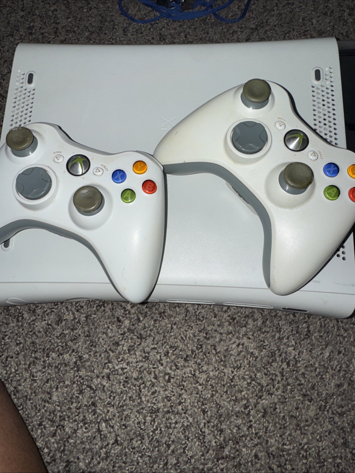 Microsoft Xbox 360 Pro 20GB Console – Matte White