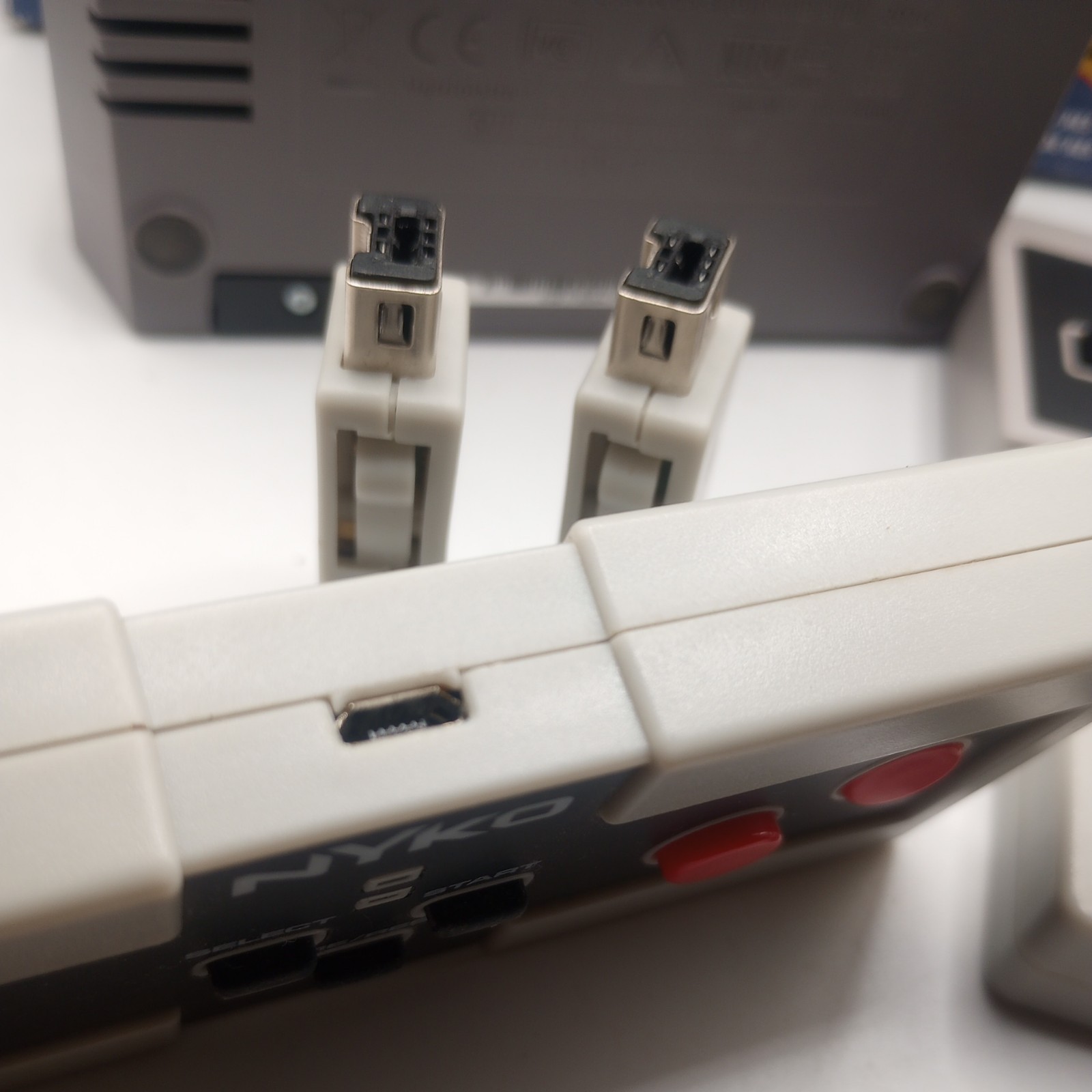 Nintendo Mini NES Classic Edition Console w/2 Wireless Nyko Miniboss controller