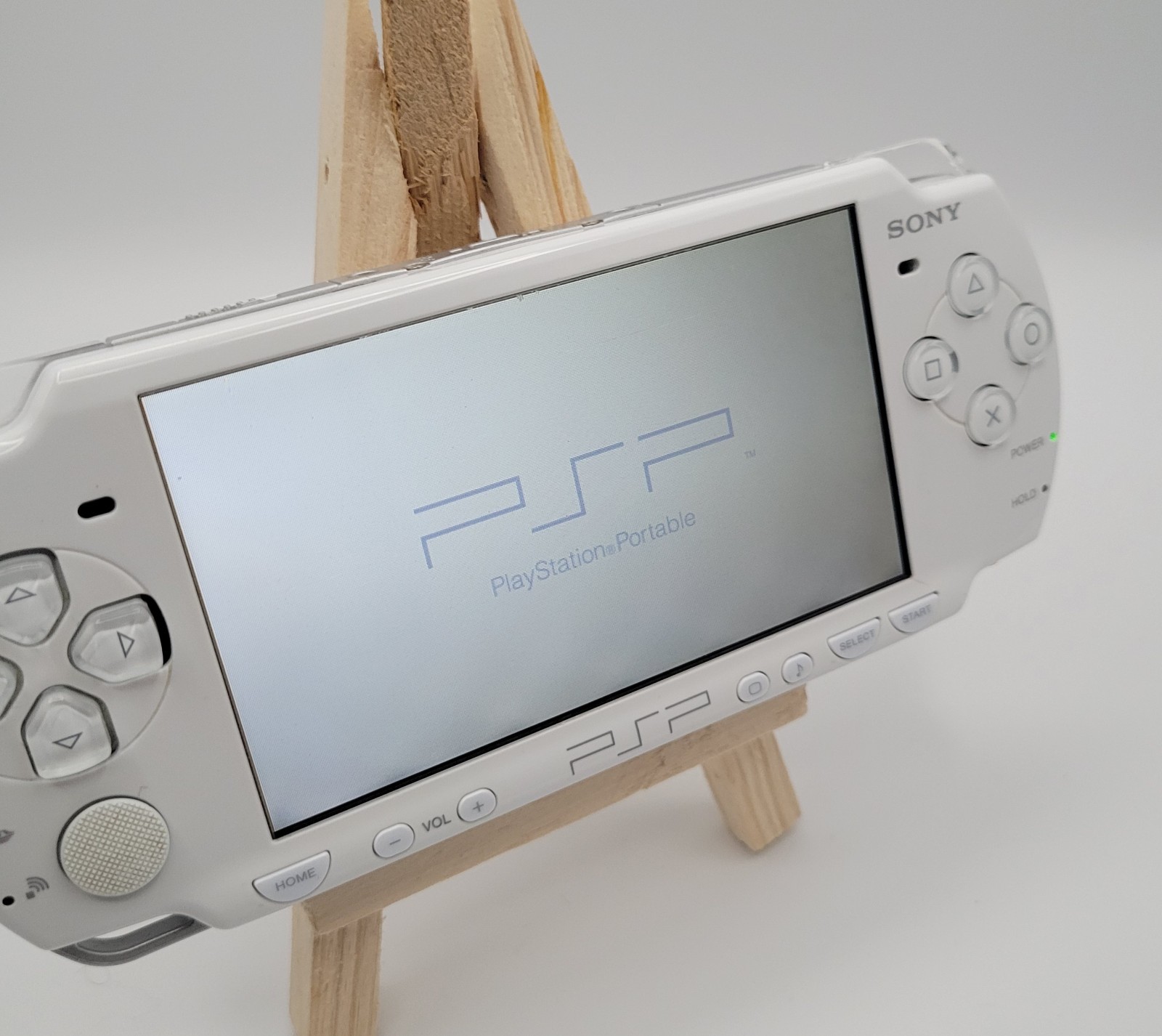 Sony PSP-2001 White Darth Vader Special Edition Tested Works Disc Tray Off Track