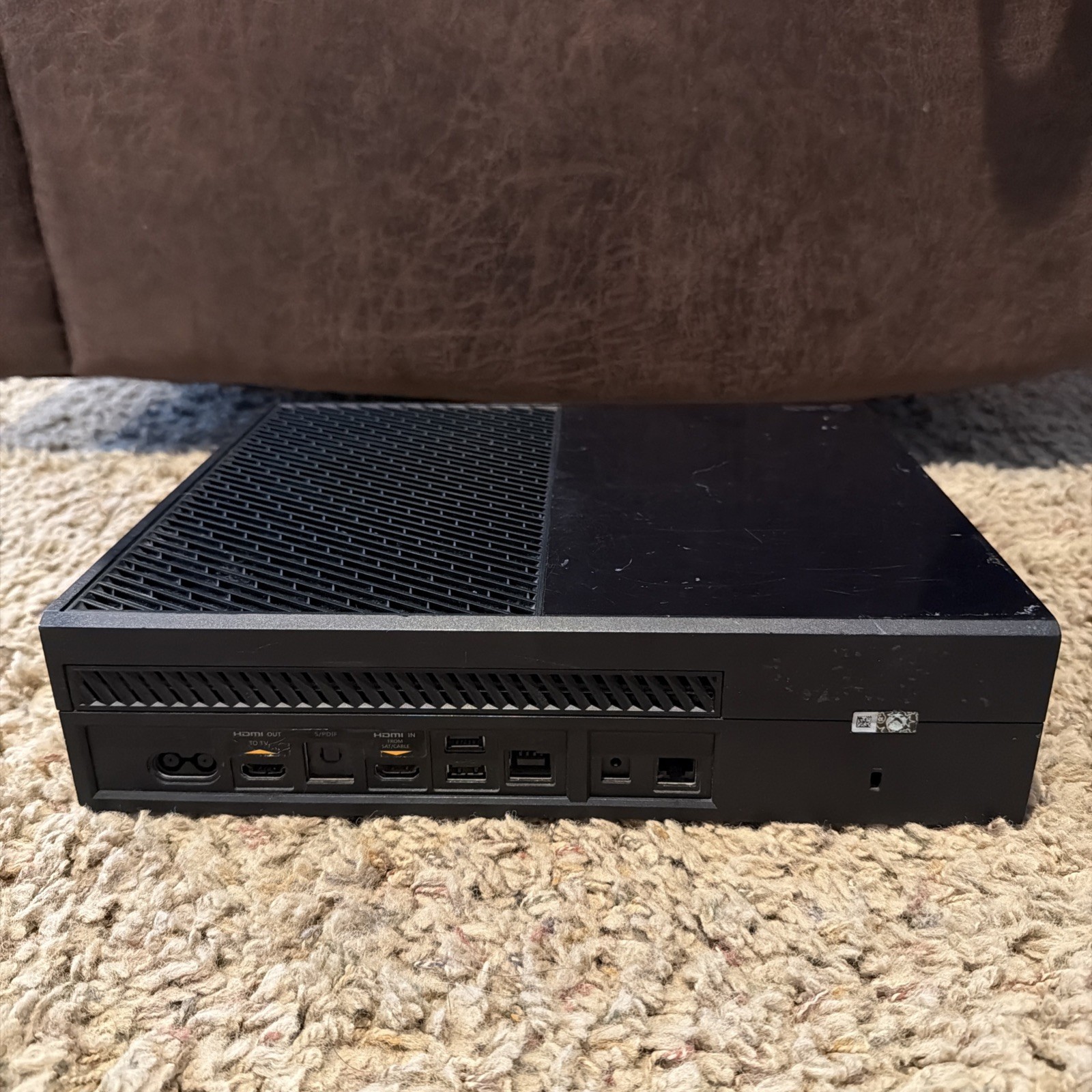 Microsoft Original Xbox One Console 500GB – Black W/ Controller & Game Working