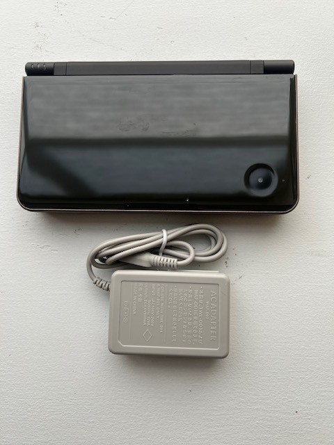 Nintendo DSi XL Console – Bronze Brown – Custom New Shell – With Charger