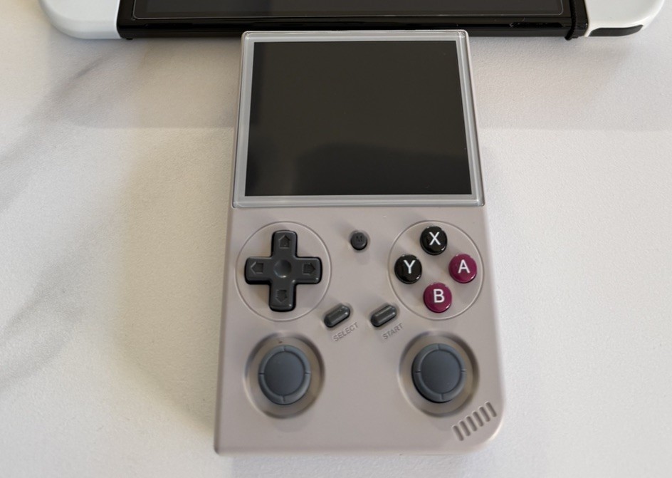BATLEXP G350 Retro Handheld Console Linux 64-bit System 3.5″ IPS
