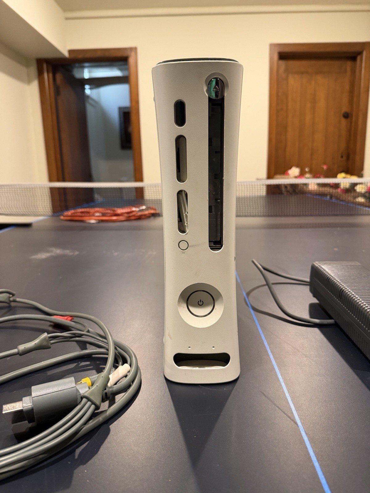 Xbox 360 Pro 20GB Console – Matte White