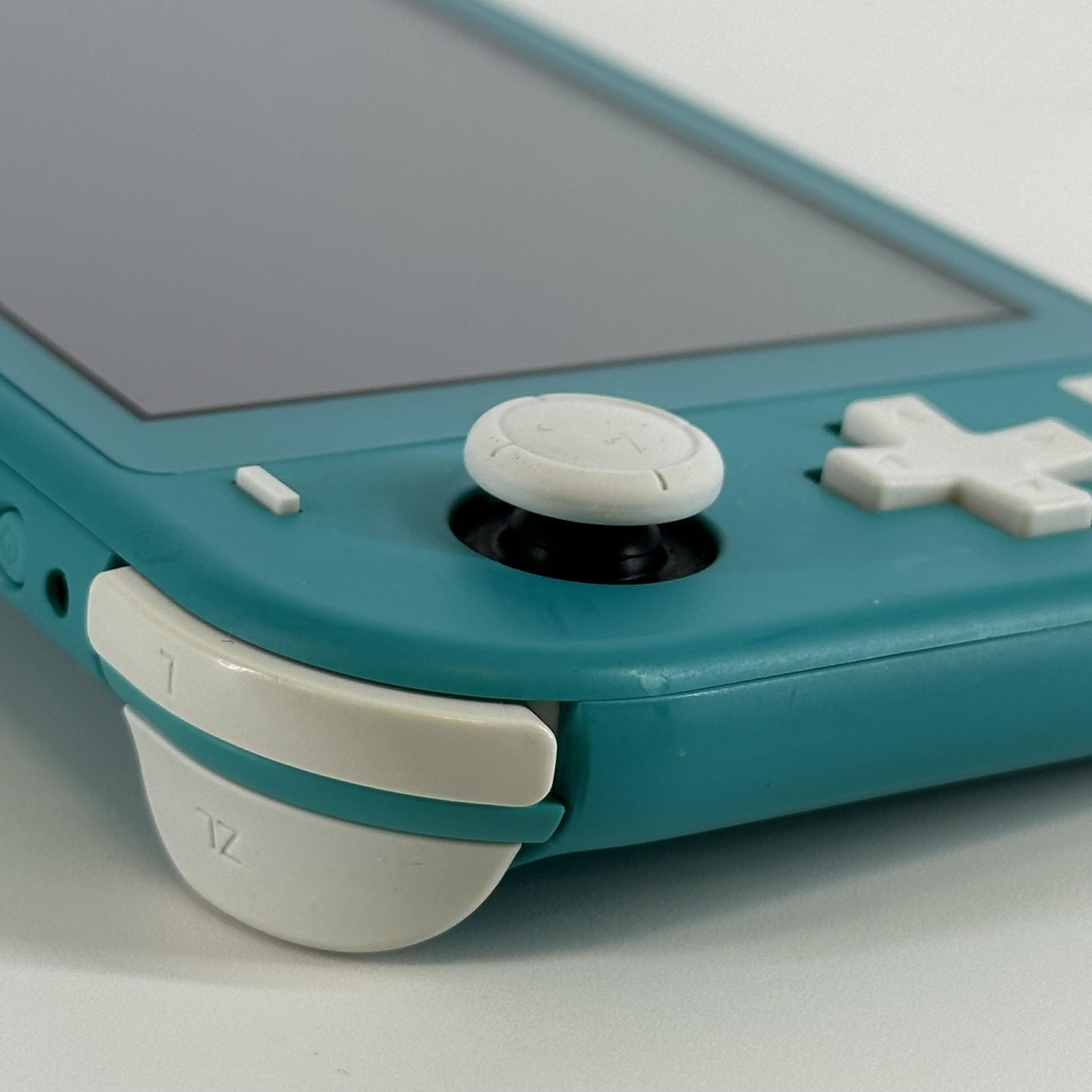 Nintendo Switch Lite Original Handheld Console Turquoise 32GB w/ Charger – Good