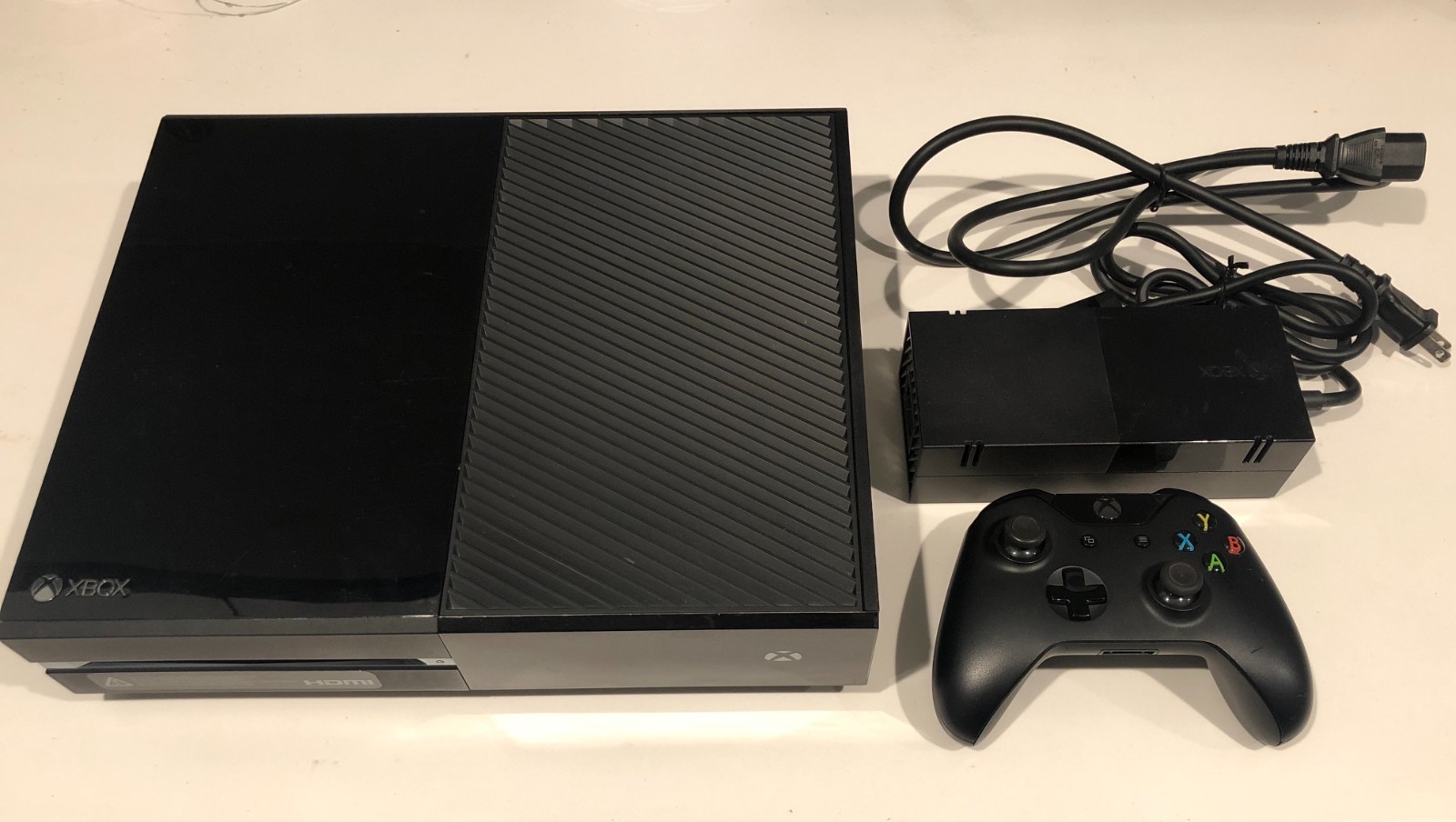 Microsoft Xbox One Model 1540 500GB Console – Black