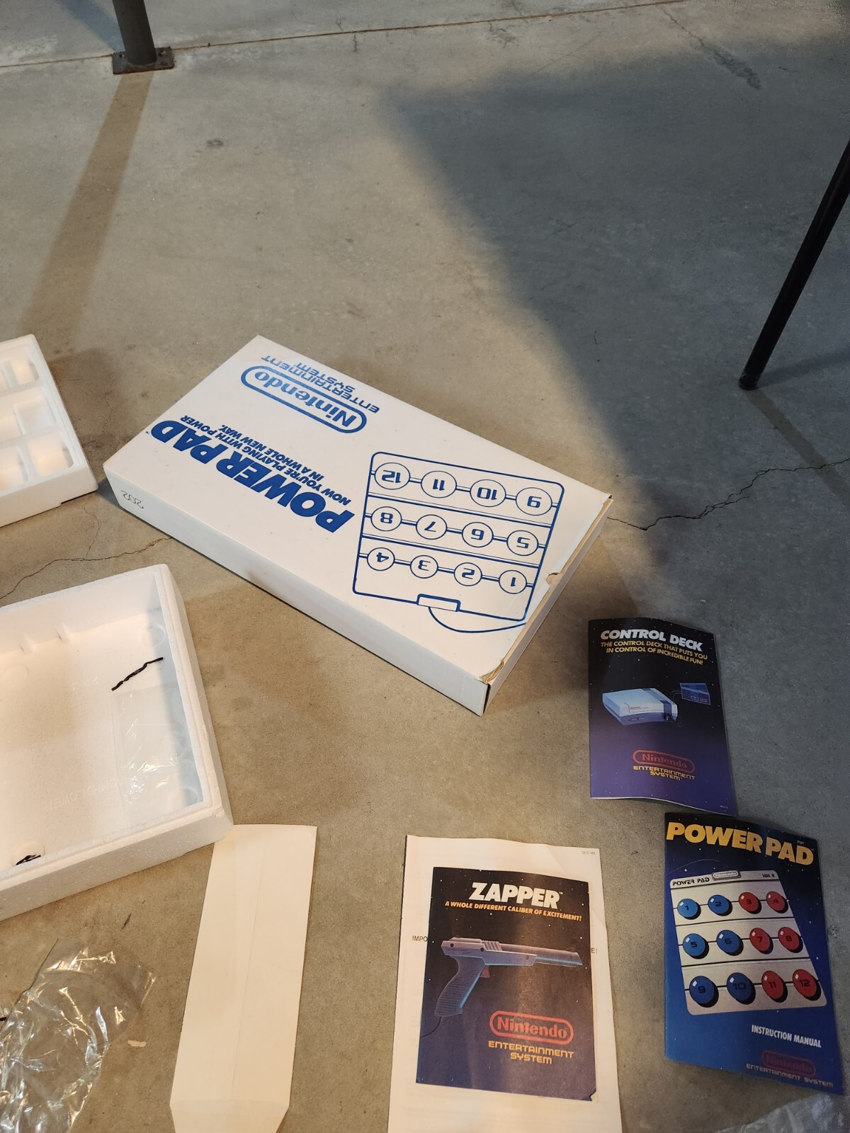 Nintendo NES Power Set Home Console – White/Gray
