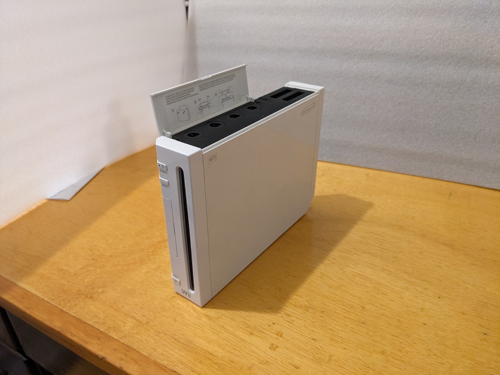 Nintendo Wii RVL-001 512 MB Home Console – White – GameCube compatible