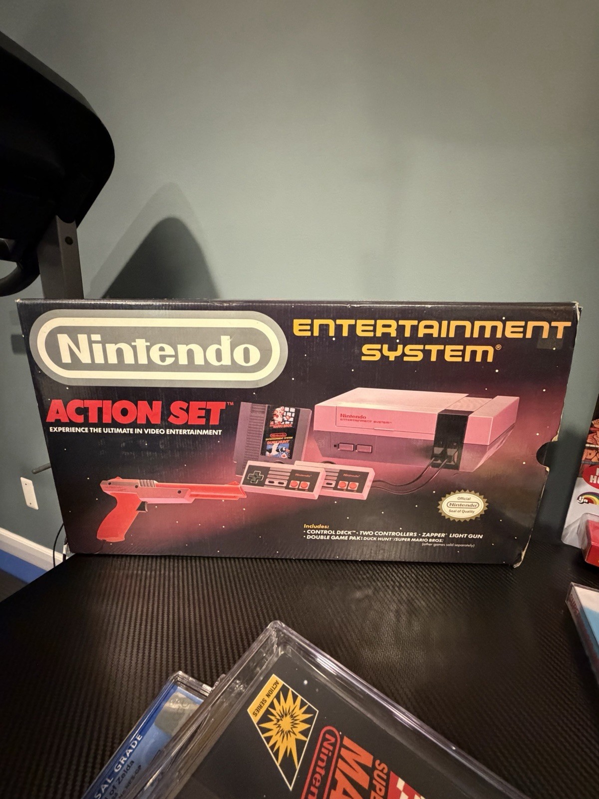 Nintendo NES Action Set Console Complete In Box NES CIB 1985 Orange Zapper