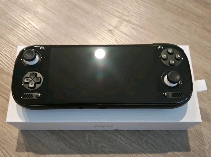 Odin 3 Ultra Black 24GB RAM 1TB STORAGE with Box and TPU Grip