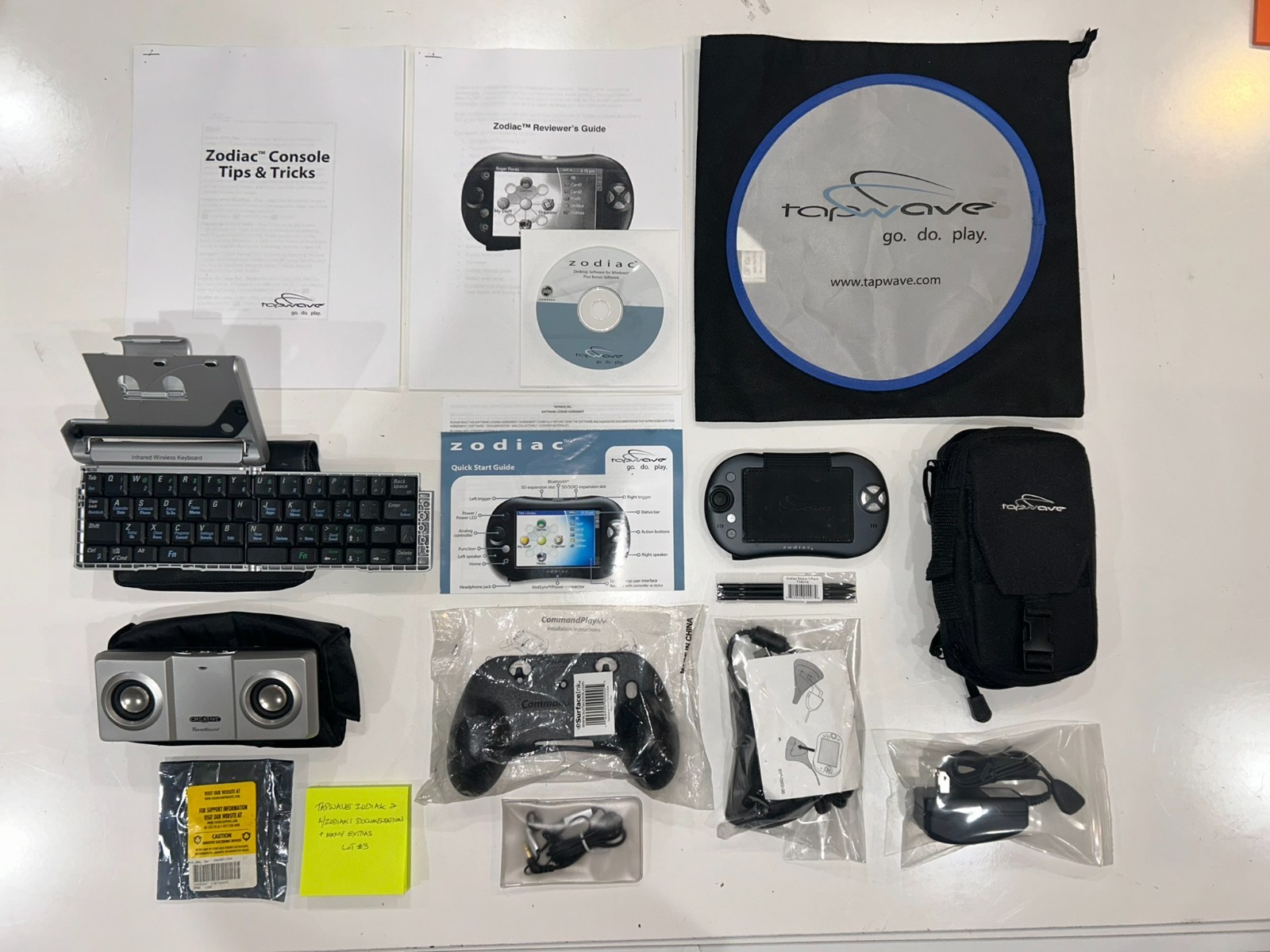 Tapwave Zodiac 2 with OEM AC Adapter, Carrying Case and Lots of Extra’s #3
