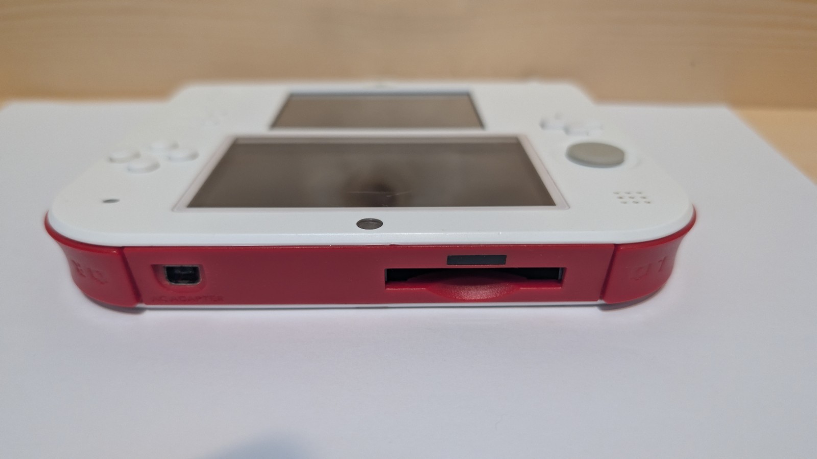 Nintendo 2DS White/Red US Version W/Cable & SD *Tested*
