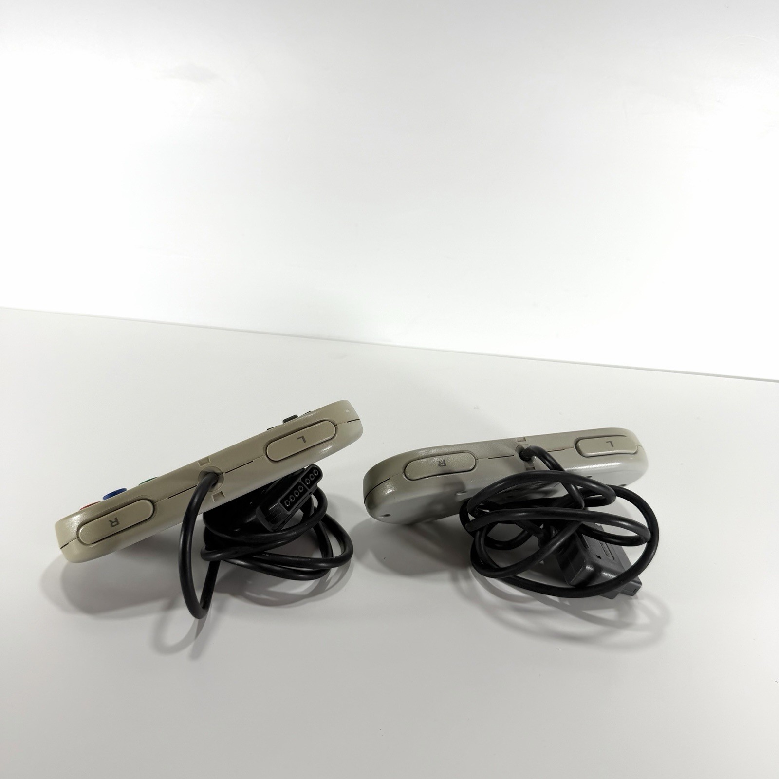 Nintendo Super Famicom Law ALL PAL NTSC WITH 2 CONTROLLERS BOX CABLES