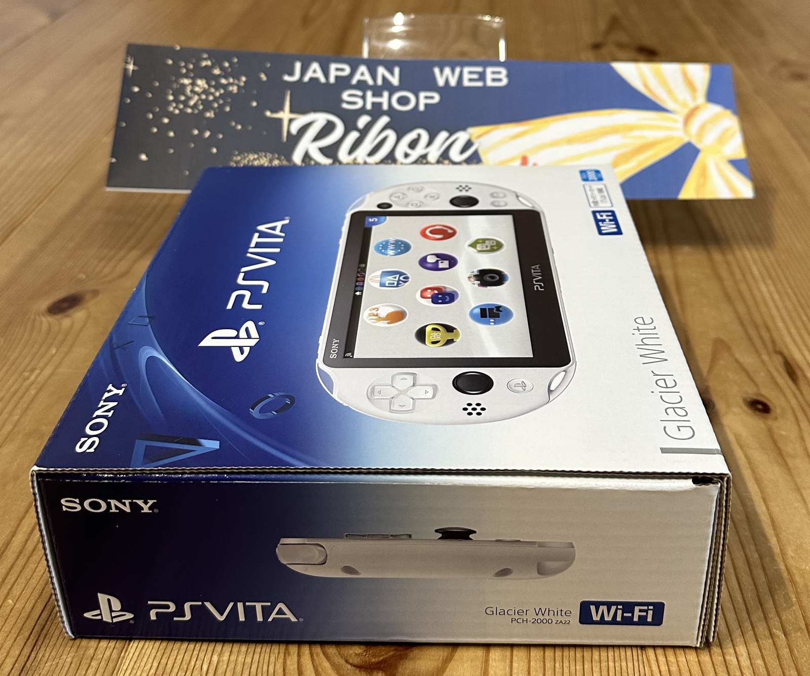 SONY PlayStation Vita Wi-Fi Model Glacier White PCH-2000ZA22 Japan New game