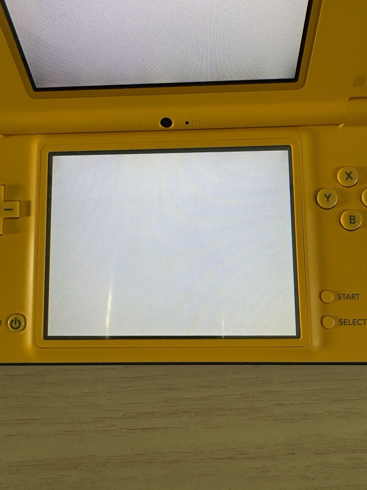 Nintendo DSi LL Yellow Console With charger BOX USED