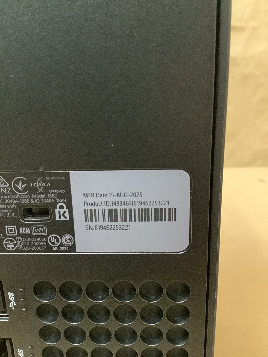 MICROSOFT Model: 1882 XBOX SERIES X 1TB SSD GAMING CONSOLE IN BOX (G29016884)