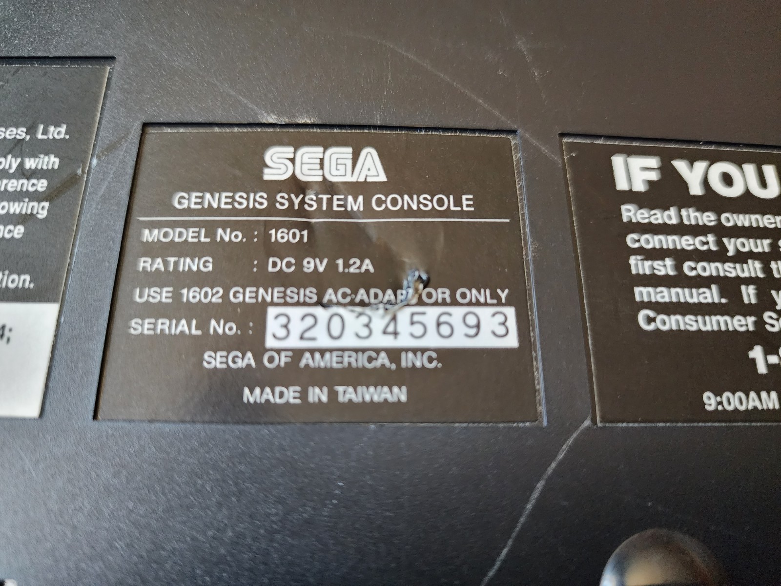 Sega Genesis Console model 1601 with two controllers and power supply