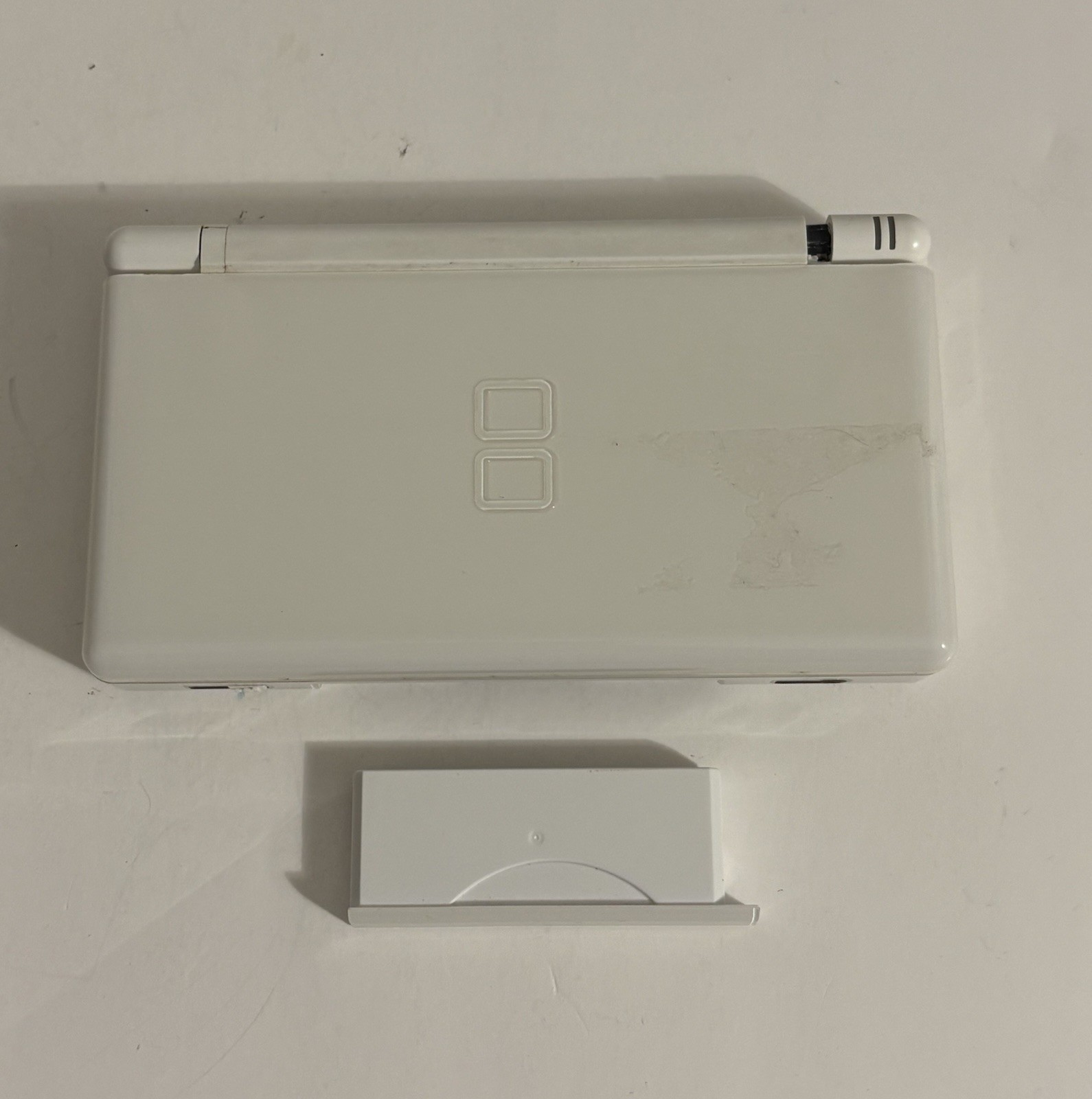 Nintendo DS Lite White Broken Hinge Works Plays Both Sides Parts Or Repair READ