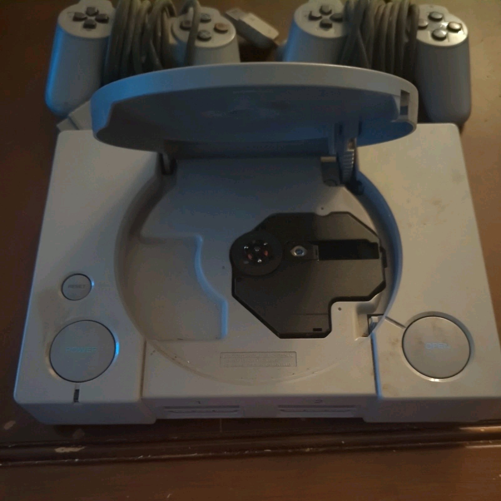 VTG SONY PS1 Console Model SCPH-1001 two controllers – AS IS