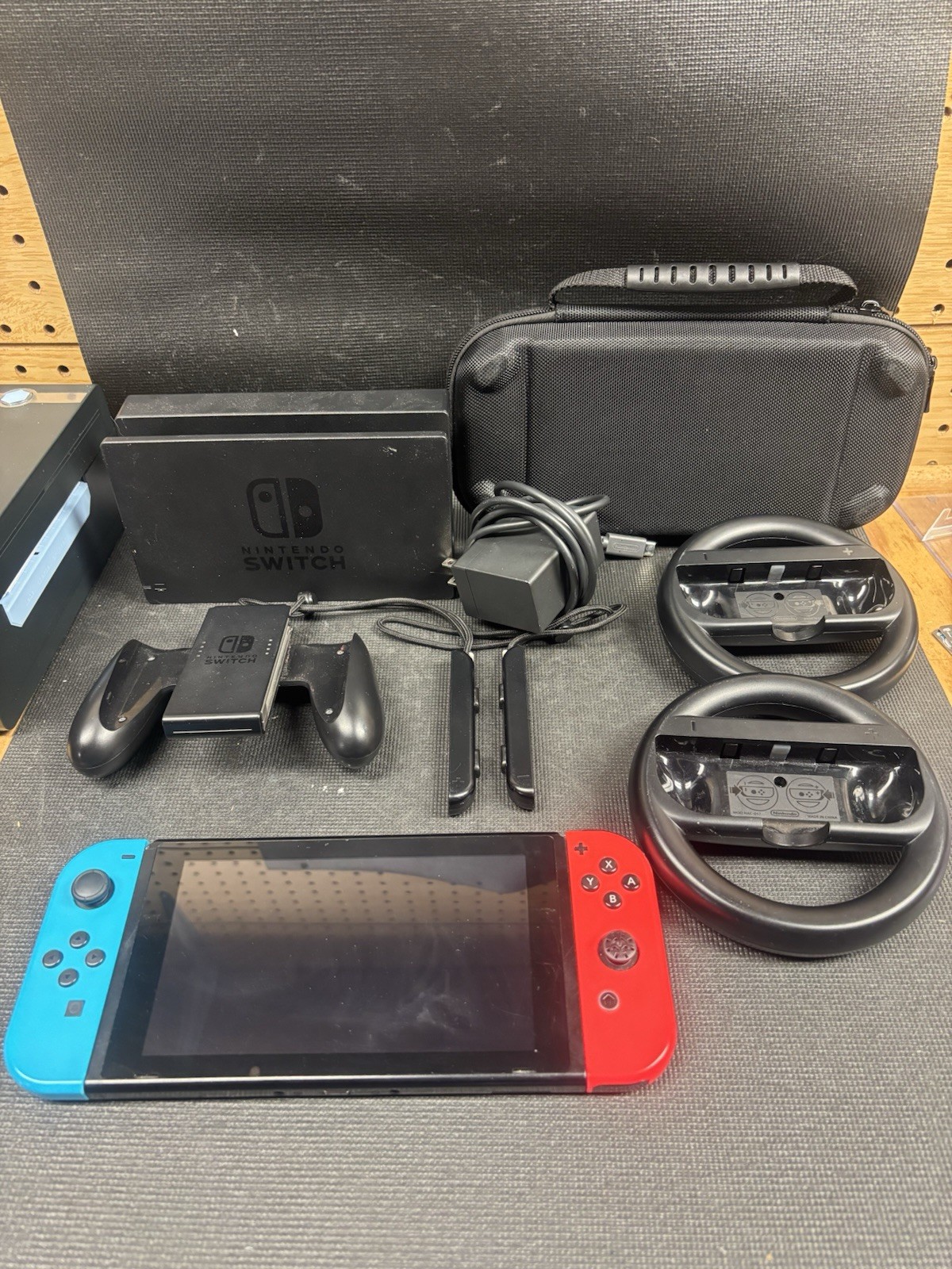 Nintendo Switch 1st Gen 32 GB Console Neon Red And Neon Blue + Steering Wheels