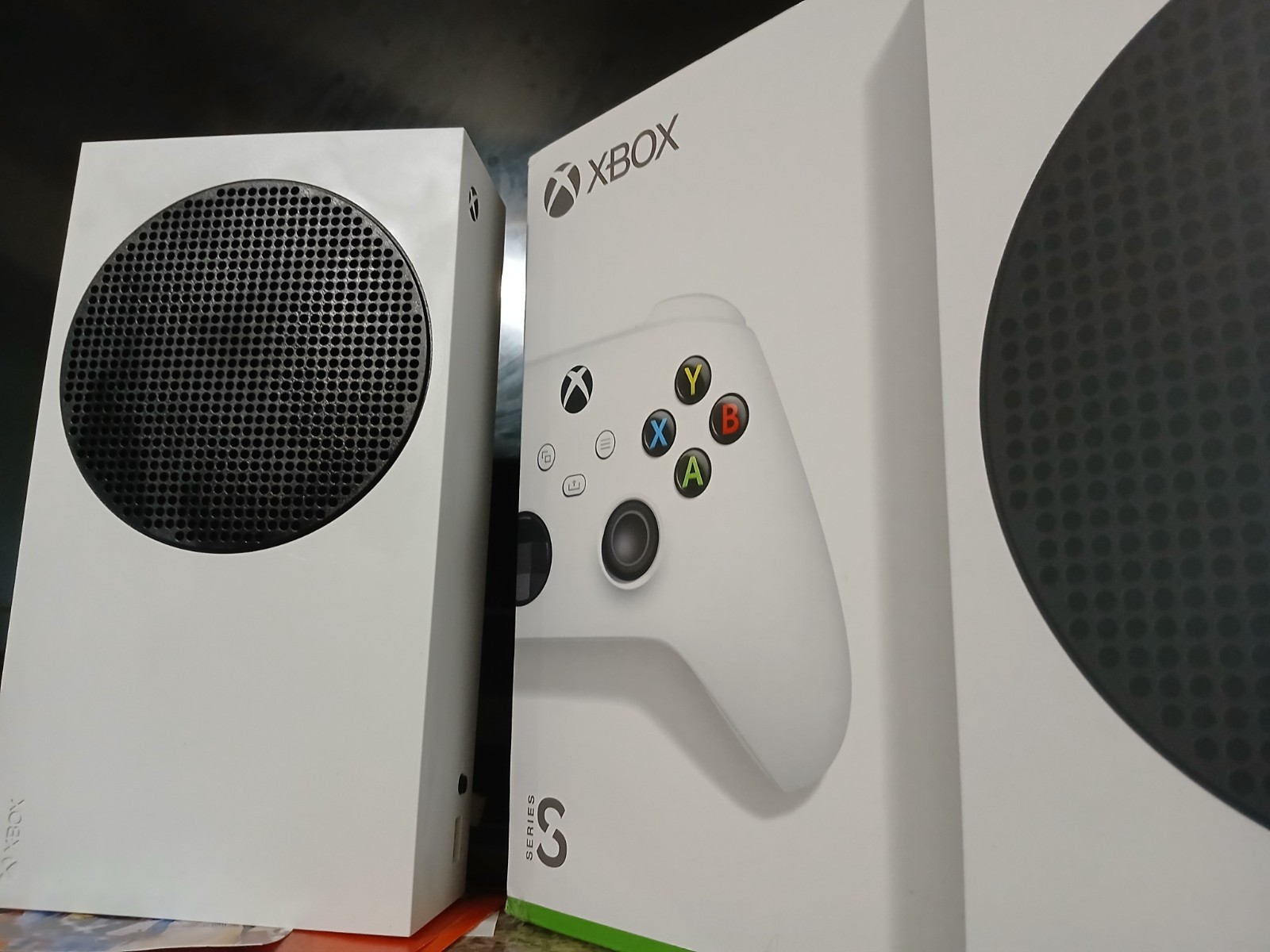 Xbox Series S Digital Edition 512 GB Console (With Original Box), only used once
