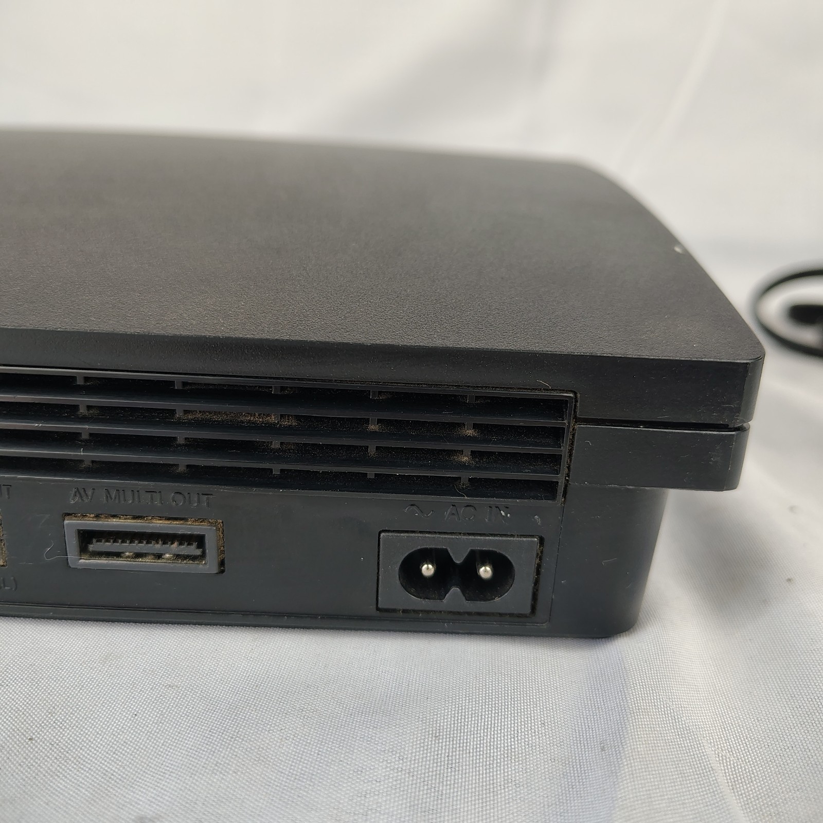 Read!!! Sony PlayStation 3 Slim 160GB Console – Black CECH-3001A