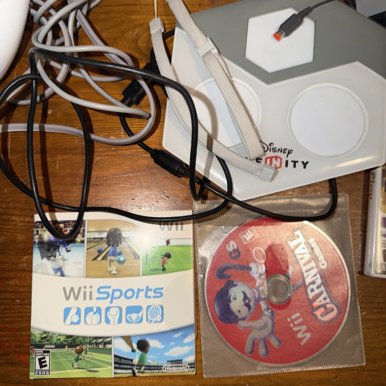 Nintendo Wii Bundle w/ Controllers, Guitar, Games And Extras See Pics!