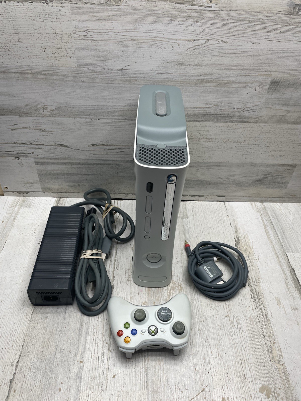 Xbox 360 White Console Bundle- Non-HDMI Model. Includes Controller & Cables.