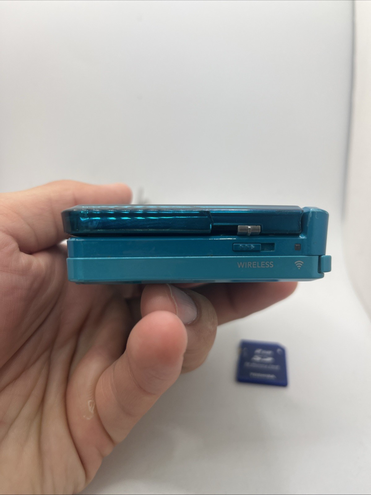 Nintendo 3DS Handheld System – Aqua Blue