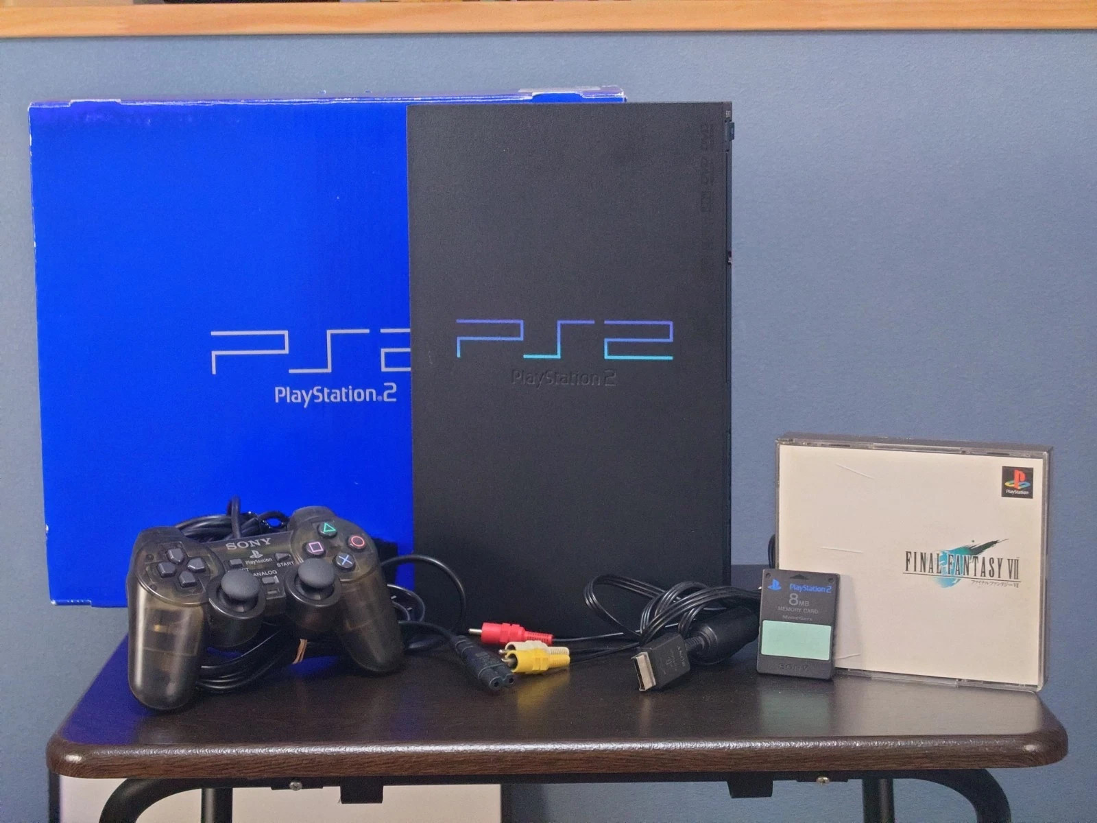 Playstation 2 W/Box 100% Original NTSC-J Japan + Controller SCPH-15000 w/ FF7