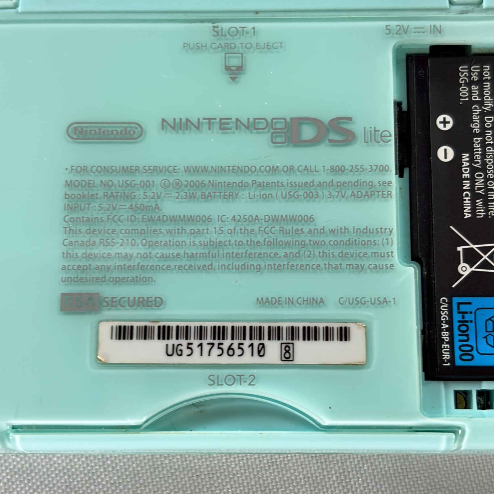 Nintendo DS Lite Ice Blue Handheld System – Doesn’t Read Games