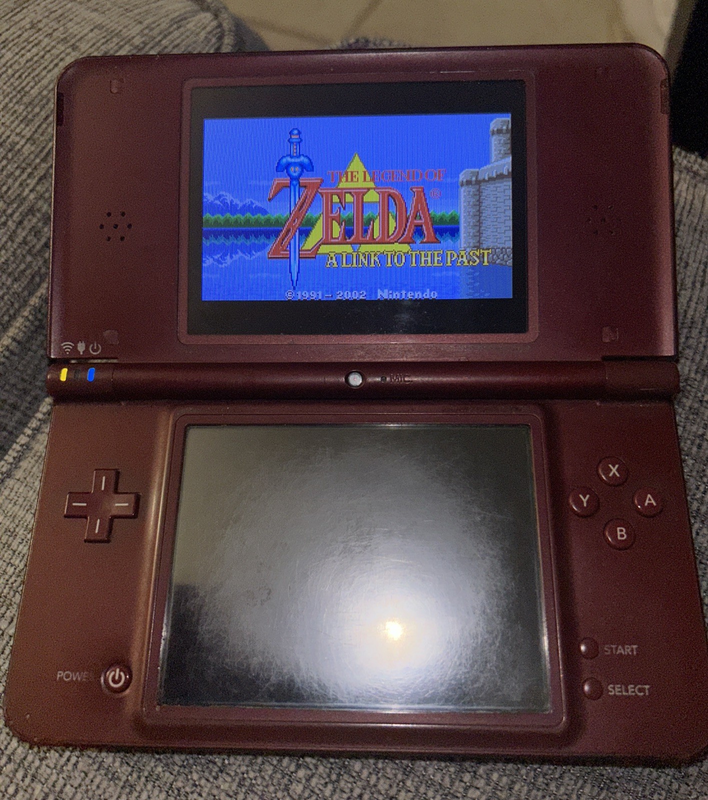 Nintendo DSi XL -Burgundy PRELOADED SD WITH GAMES